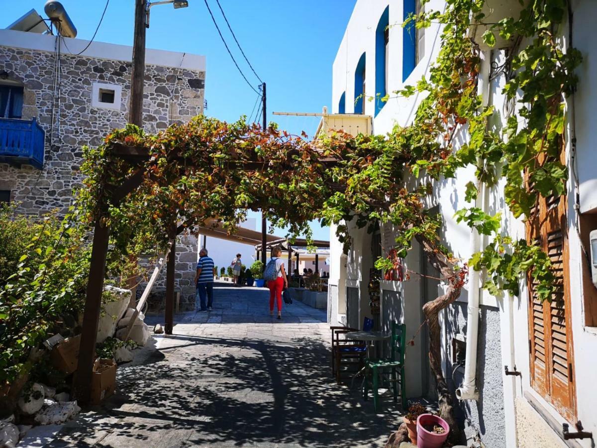 Haralambos Apartments Kefalos  Bagian luar foto
